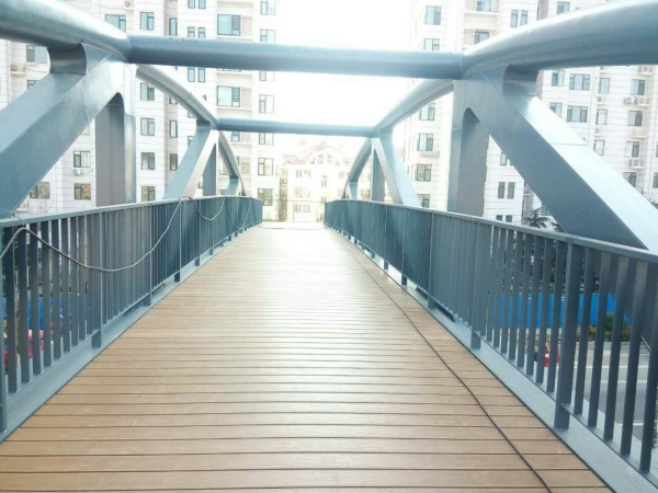 莱西天桥通道木塑地板